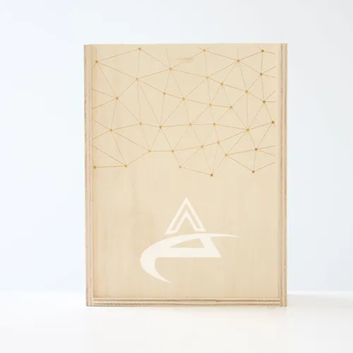 Coffret champagne et gastronomie personnalisé bois fermé