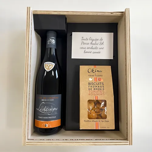 Coffret vin et gastronomie personnalisé en bois