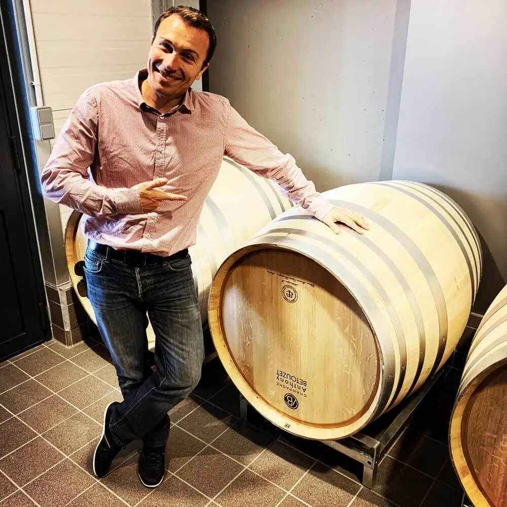 Champagne en fût de chêne pour la vinification