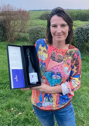 Client avec Coffret cadeau entreprise SANKS