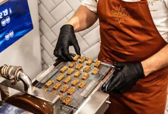 Préparation des chocolats de chez CAPKAO